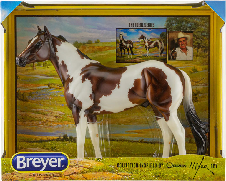 1839-Paint-Horse-Box_LR-1000