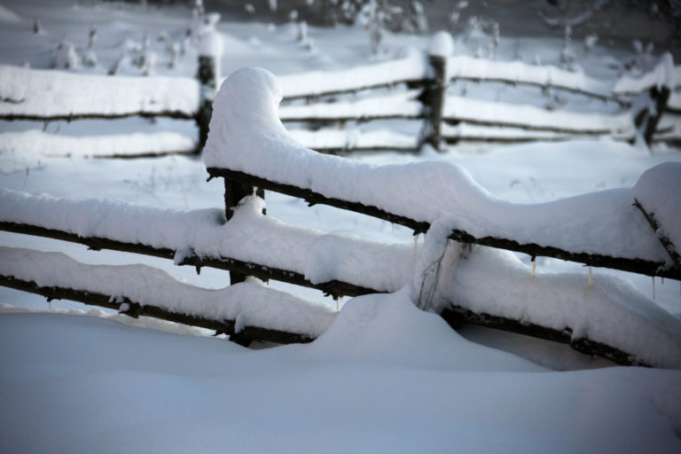 fence-snow-covering-iStock-827837076-2400