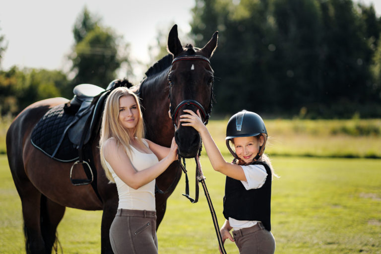 lesson-young-girl-teen-horse-iStock-Mikhail-Spaskov-1169426187-2400