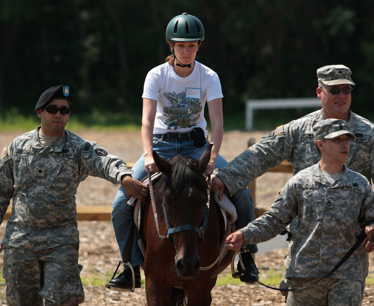 military-equine-assisted-therapy-1500